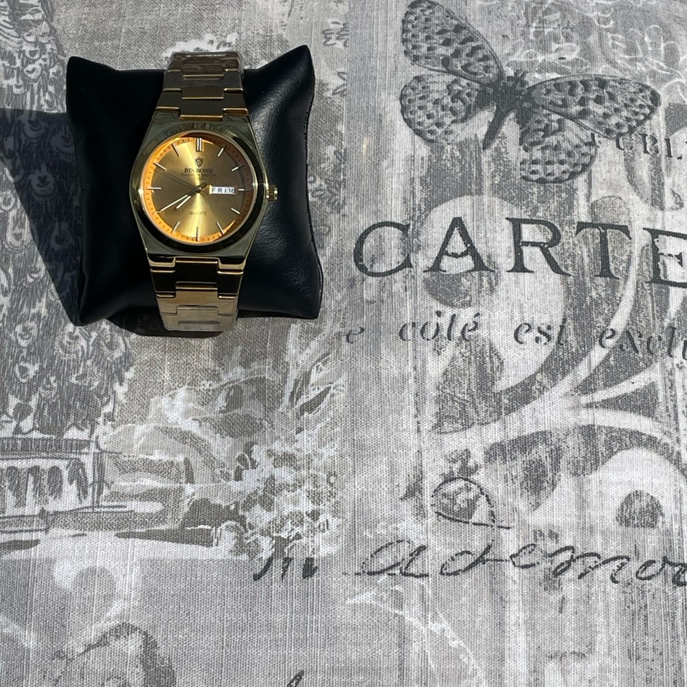 Gold luxury Watch